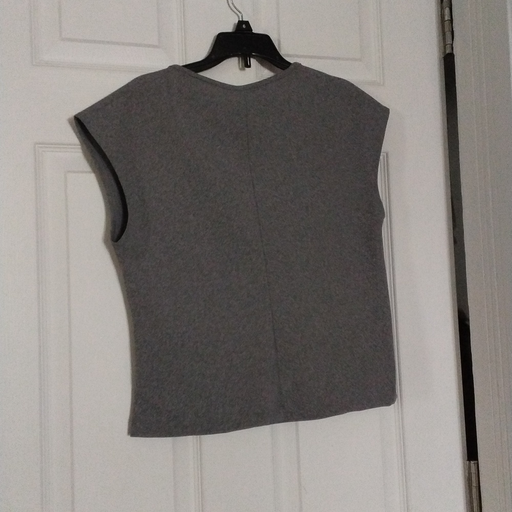 NWT Athleta Bayview T-Shirt Gray M - Picture 3 of 4
